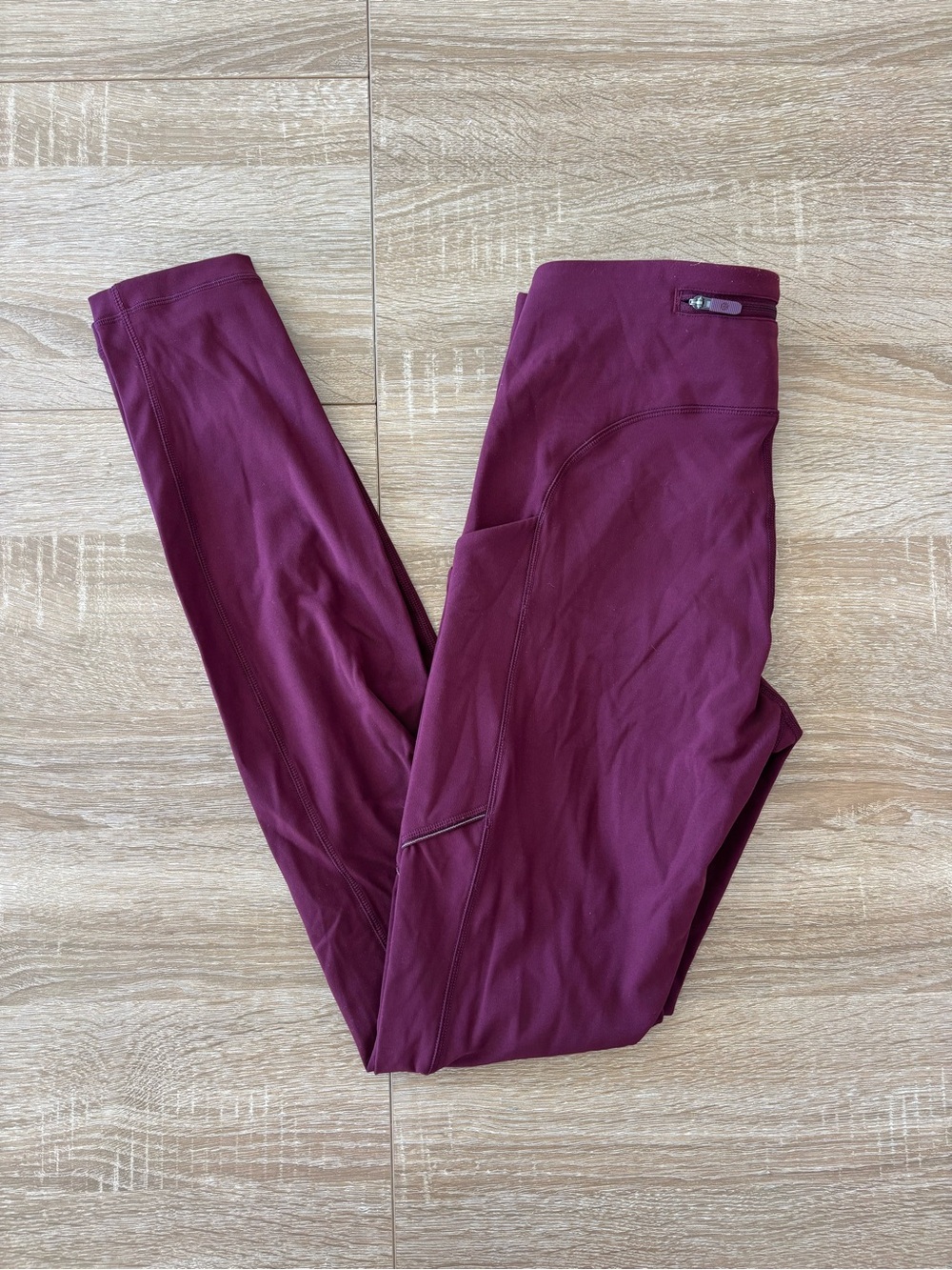 Lululemon Speed Up Mid Rise Tight 28" Luxtreme size 4